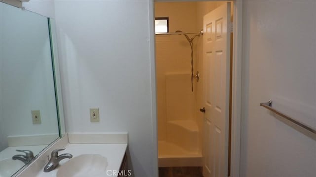 284 Celeste Dr, Riverside, CA 92507 - full bath with a shower and vanity