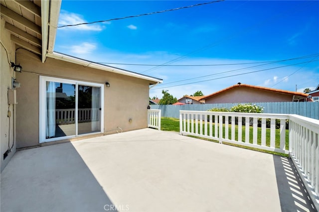 425 E Wilson Ave, Orange, CA 92867 - view of patio / terrace