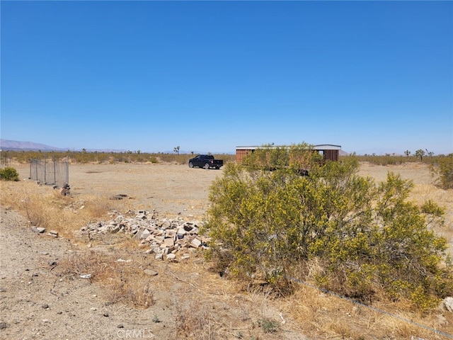 2050 Palmdale Rd, Phelan, CA 92371