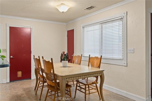 3030 Silverbell Rd, Chico, CA 95973 - dining space featuring baseboards and ornamental molding