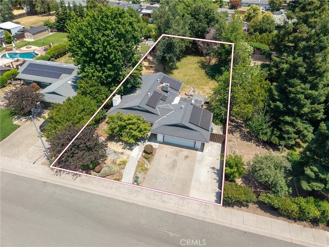 3030 Silverbell Rd, Chico, CA 95973 - aerial view of property and surrounding area with property parcel outlined and a pool area