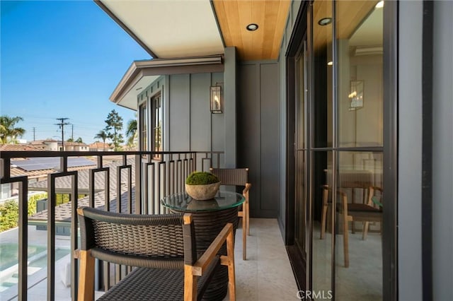 9363 Dinsdale St, Downey, CA 90240 - view of balcony