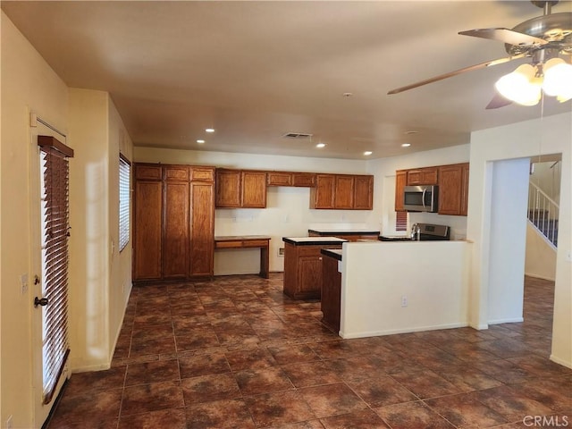 16471 Applegate Dr, Fontana, CA 92337 - photo 14