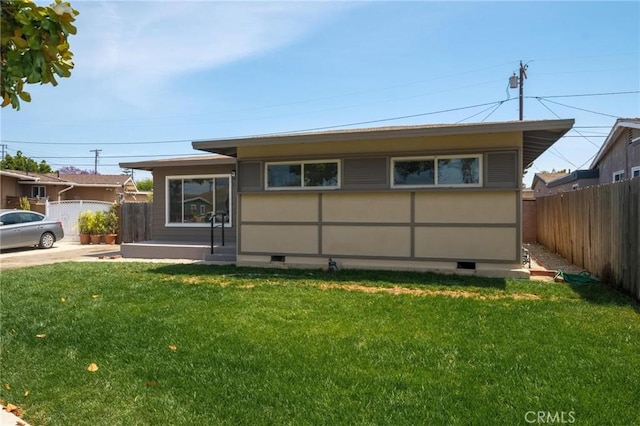 150 E 232nd St, Carson, CA 90745 - rear view of property featuring crawl space
