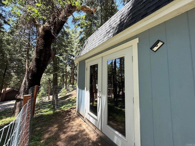 21803 Crestline Rd, Palomar Mountain, CA 92060 - view of side of property featuring a shingled roof, french doors, and mansard roof