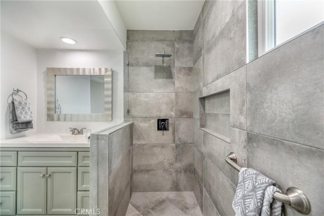 20869 Moonlake St, Walnut, CA 91789 - full bathroom featuring a tile shower and vanity