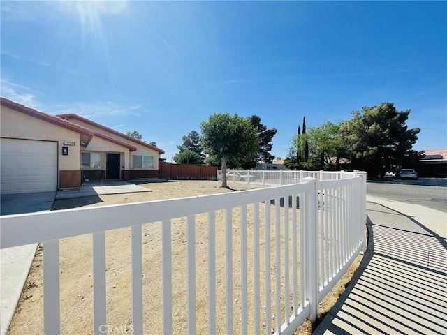 14462 Ivy St, Adelanto, CA 92301 - view of yard
