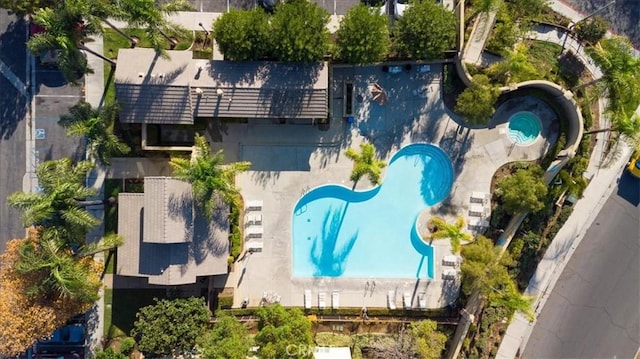 26426 Arboretum Way Unit 806, Murrieta, CA 92563 - bird's eye view of a pool area