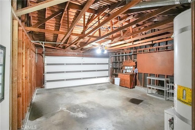 806 E Laurel Oak Dr, Azusa, CA 91702 - garage featuring water heater