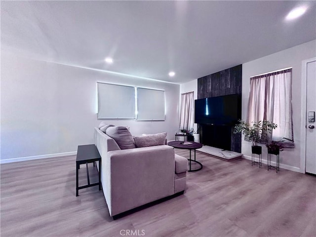 2969 Crestwood Pl, Riverside, CA 92503 - living room with baseboards, light wood-style floors, and recessed lighting