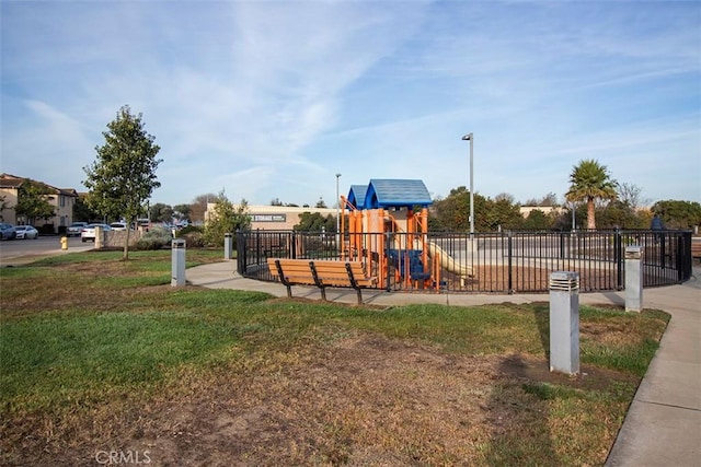 2016 Green Ridge Cir, Lompoc, CA 93436 - view of community play area