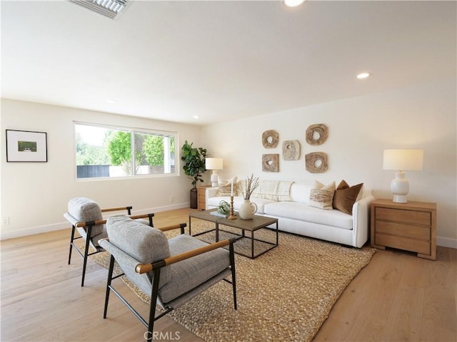 26633 Academy Dr, Palos Verdes Peninsula, CA 90274 - living area with light wood-type flooring and recessed lighting
