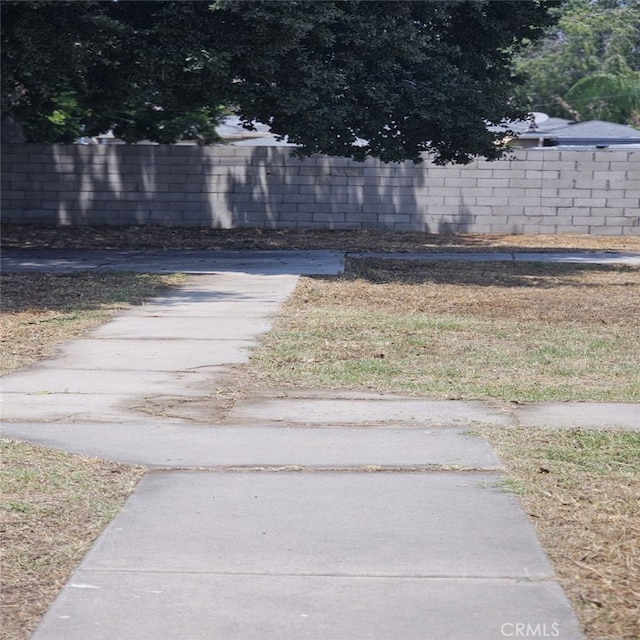 934 W 28th St, San Bernardino, CA 92405 - view of yard