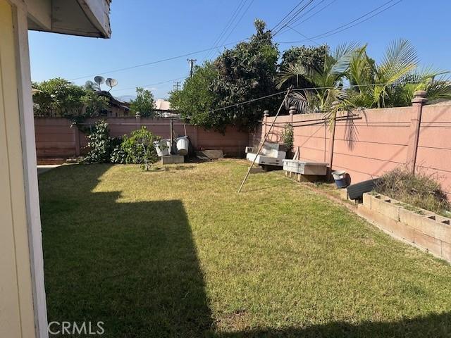 2440 Merrywood St, Pomona, CA 91767 - view of yard