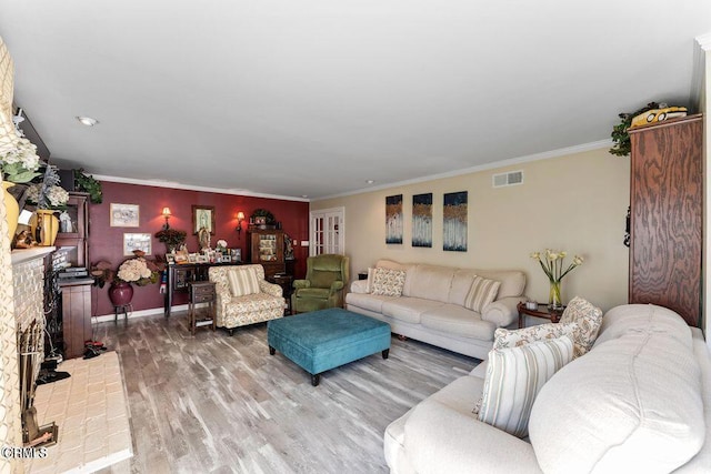 550 Lawnwood Way, Oxnard, CA 93030 - photo 4