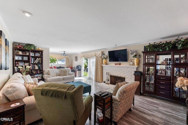 550 Lawnwood Way, Oxnard, CA 93030 - photo 8