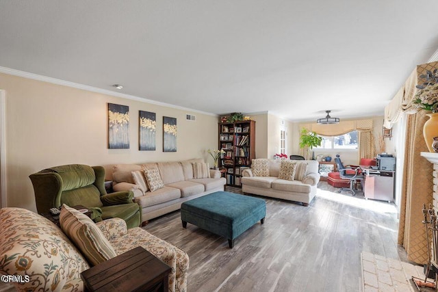 550 Lawnwood Way, Oxnard, CA 93030 - photo 7
