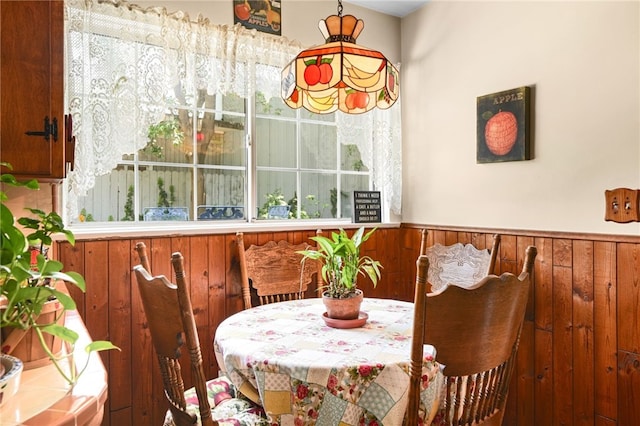 3095 Casitas Ave, Altadena, CA 91001 - dining room with wooden walls