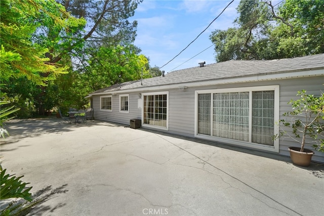 3095 Casitas Ave, Altadena, CA 91001 - rear view of house with a patio area and roof with shingles