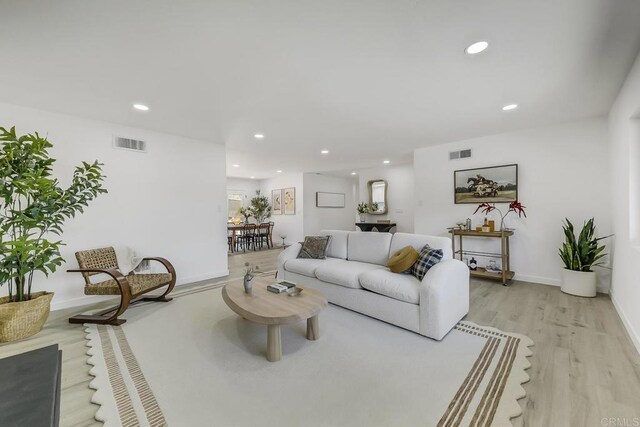 2037 Catalina Ave, Vista, CA 92084 - photo 9