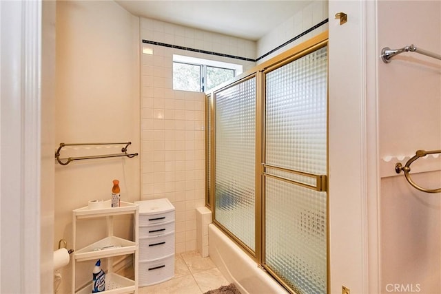 1089 Village Dr, Chino Hills, CA 91709 - full bath featuring enclosed tub / shower combo
