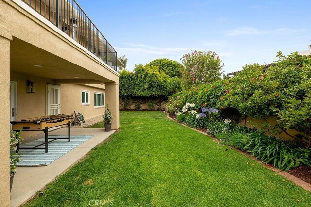 1609 Via Montemar, Palos Verdes Estates, CA 90274 - view of yard featuring a balcony