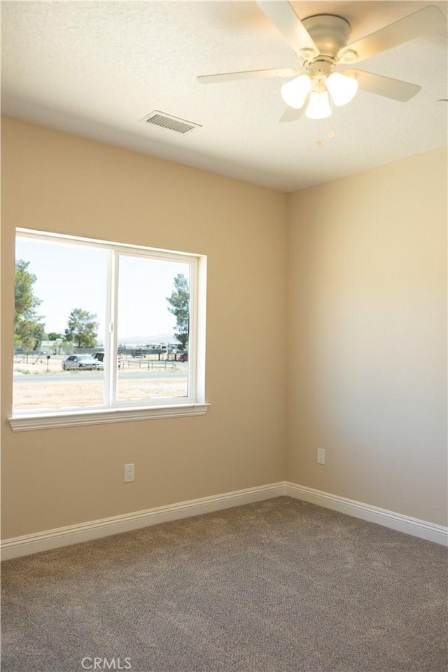 15640 Cheyenne Rd, Apple Valley, CA 92307 - unfurnished room featuring carpet flooring and a ceiling fan