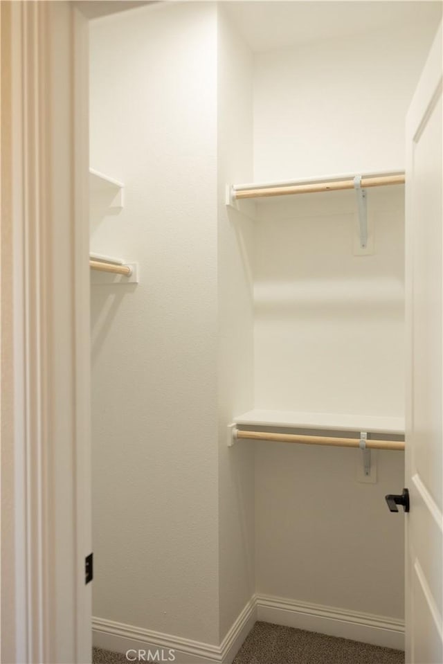 15640 Cheyenne Rd, Apple Valley, CA 92307 - view of walk in closet
