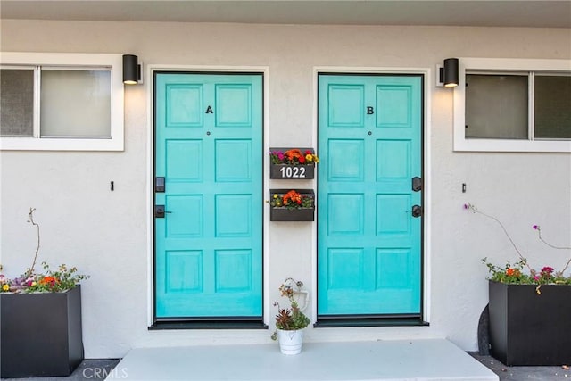 1022 Leff St, San Luis Obispo, CA 93401 - doorway to property with stucco siding