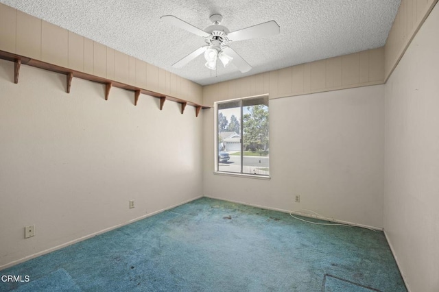5576 Holly Ridge Dr, Camarillo, CA 93012 - spare room featuring carpet flooring, a textured ceiling, and a ceiling fan