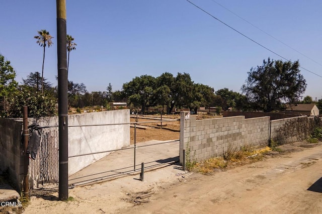 2691 Mcnally Ave, Altadena, CA 91001