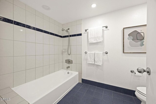477 S Euclid Ave Unit A, Pasadena, CA 91101 - full bath with tile patterned floors, shower / bathtub combination, and recessed lighting