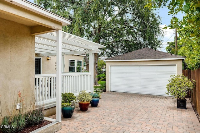 2250 Cooley Pl, Pasadena, CA 91104 - view of detached garage