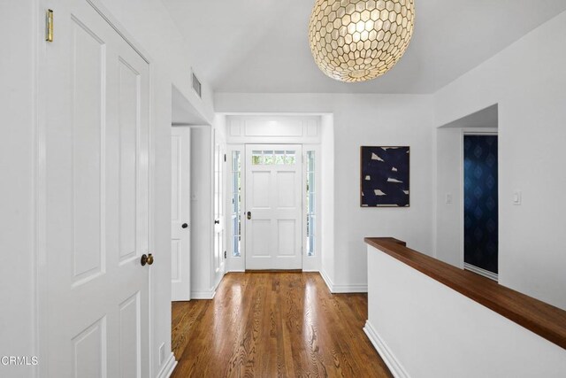 1550 Scenic Dr, Pasadena, CA 91103 - foyer featuring dark wood-style flooring and baseboards