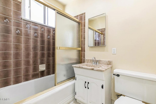 15207 Lorne St, Panorama City, CA 91402 - full bath featuring vanity and bath / shower combo with glass door