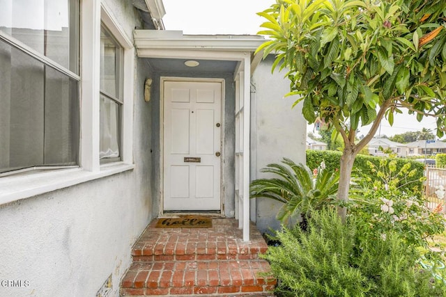 15207 Lorne St, Panorama City, CA 91402 - entrance to property with stucco siding