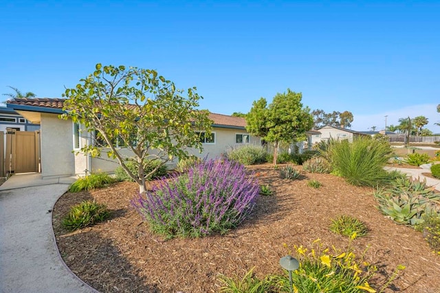 525 Hilo Way, Vista, CA 92081 - view of property exterior with stucco siding and a tiled roof
