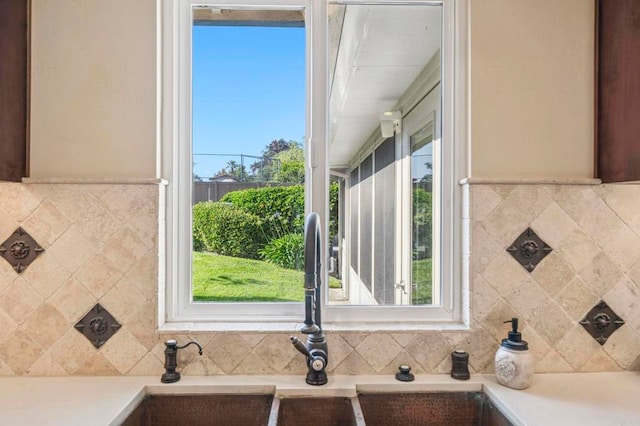 525 Hilo Way, Vista, CA 92081 - kitchen with light countertops and tasteful backsplash