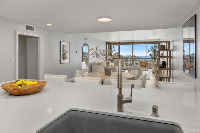 2500 Torrey Pines Rd Unit 1202, La Jolla, CA 92037 - kitchen with a sink and recessed lighting