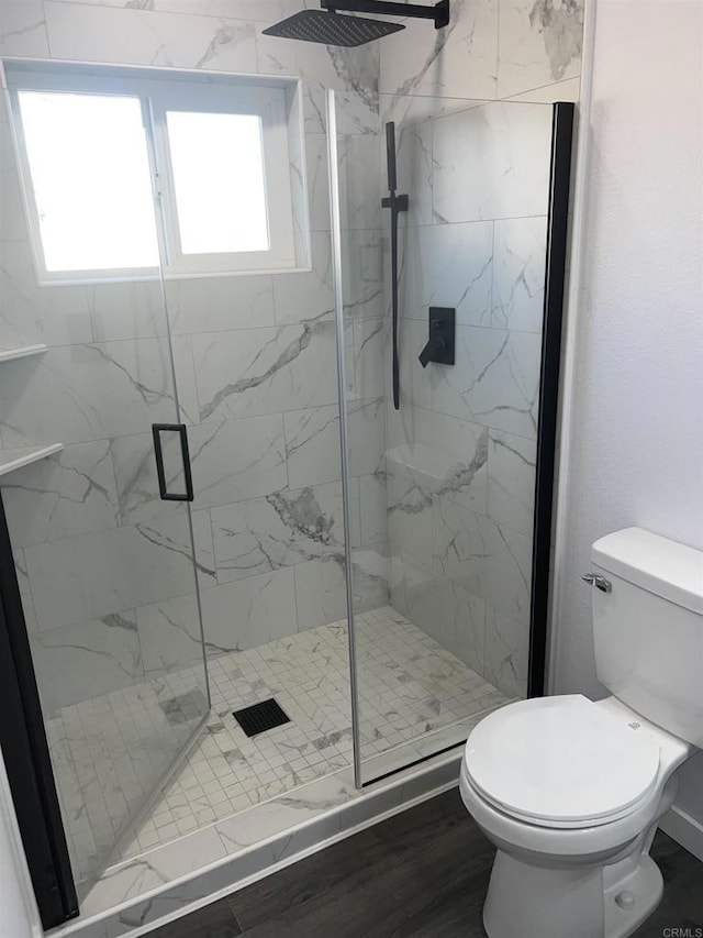 633 Kempton, Spring Valley, CA 91977 - full bath featuring a marble finish shower and healthy amount of natural light
