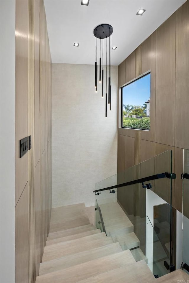6627 Muirlands Dr, La Jolla, CA 92037 - view of stairway