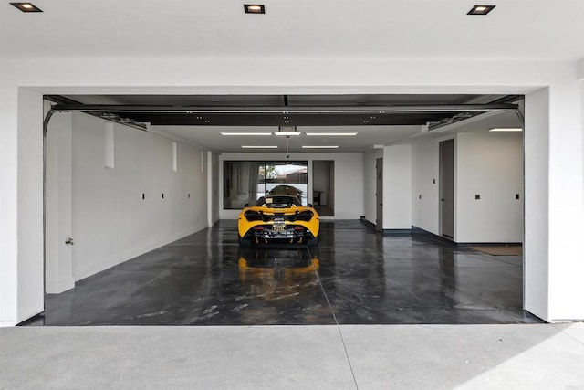 6627 Muirlands Dr, La Jolla, CA 92037 - view of garage