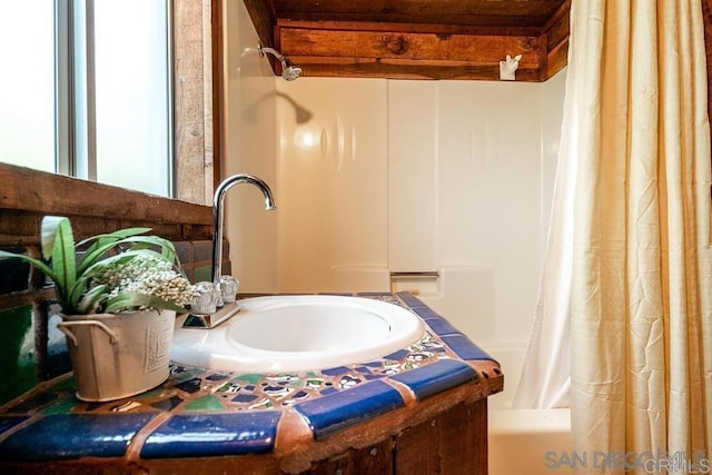 22230 Crestline Rd, Palomar Mountain, CA 92060 - bathroom view of vanity and shower / bath combo