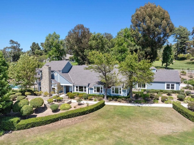 18 Gateview Dr, Fallbrook, CA 92028 - view of front of property with a front yard