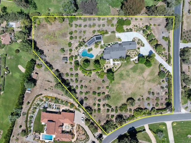 18 Gateview Dr, Fallbrook, CA 92028 - aerial overview of property's location featuring property parcel outlined