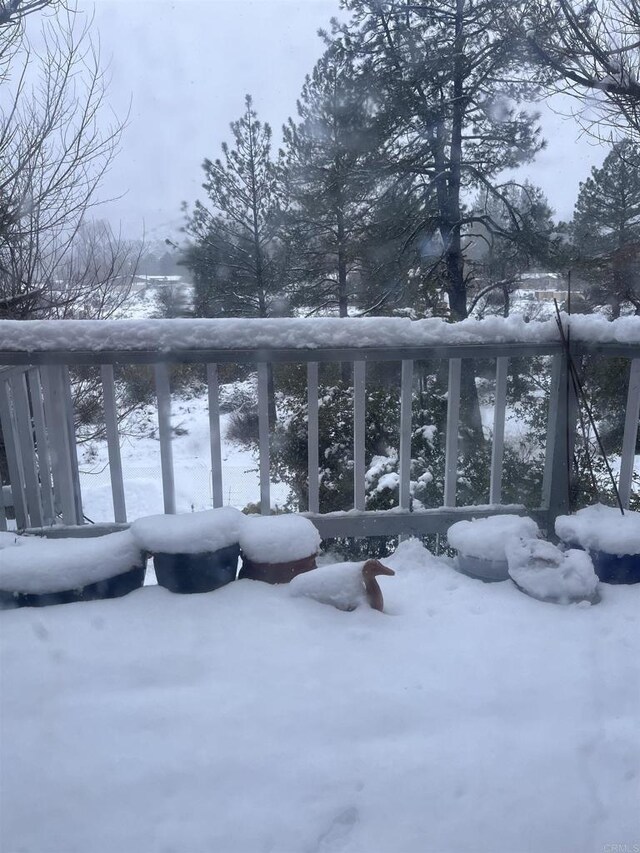 8606 Valley View Trl, Pine Valley, CA 91962 - snow covered patio featuring a balcony