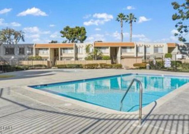 247 W Channel Islands Blvd, Port Hueneme, CA 93041 - view of community pool