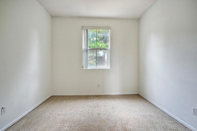 4049 Peninsula Dr, Carlsbad, CA 92010 - carpeted spare room with baseboards