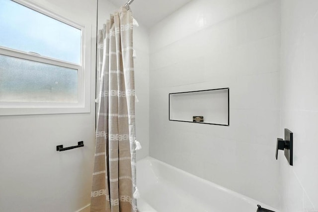 640 Pyramid St, San Diego, CA 92114 - bathroom with shower / bath combo with shower curtain
