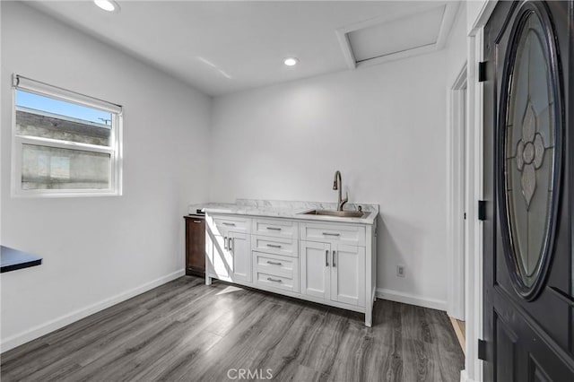 210 Amabel St, Los Angeles, CA 90065 - bar area with wood finished floors and recessed lighting